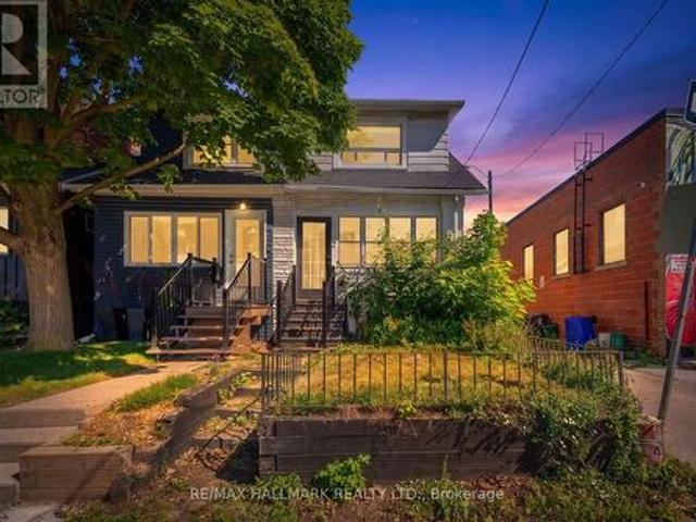 2 Amherst Avenue, Toronto, ON, M6E 1Z3 house for sale | Listing ID C13503 | Royal LePage