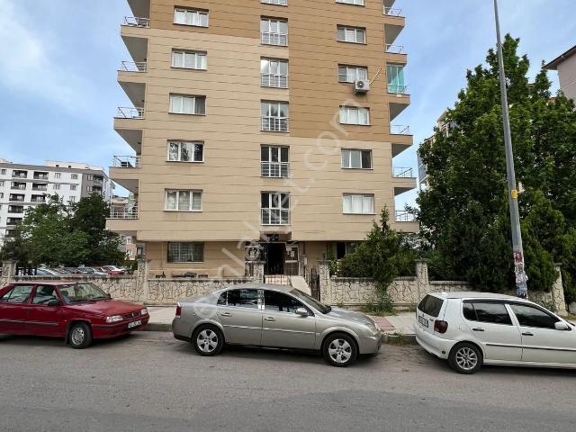 2 Anafartalar Mahallesi ✅1+1 M2 60 7 Katlının 5 Katı Arakat Eşyalı ❇️petek Kombili