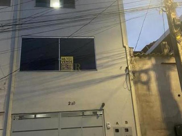 2 APARTAMENTOS GRANDES