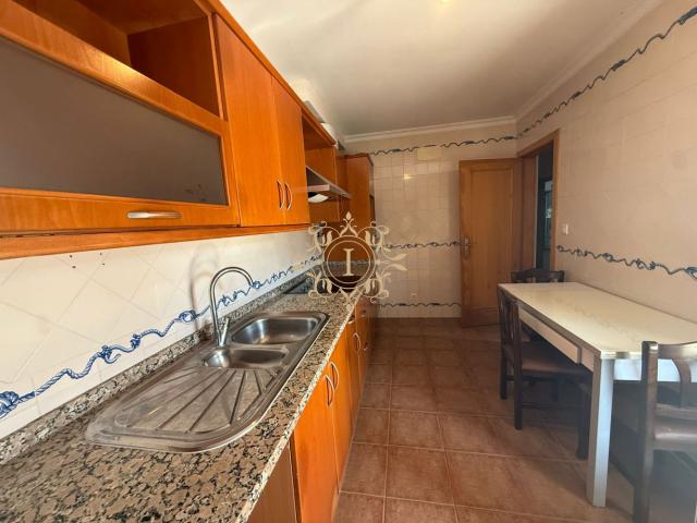 2 apartamentos samouco num só