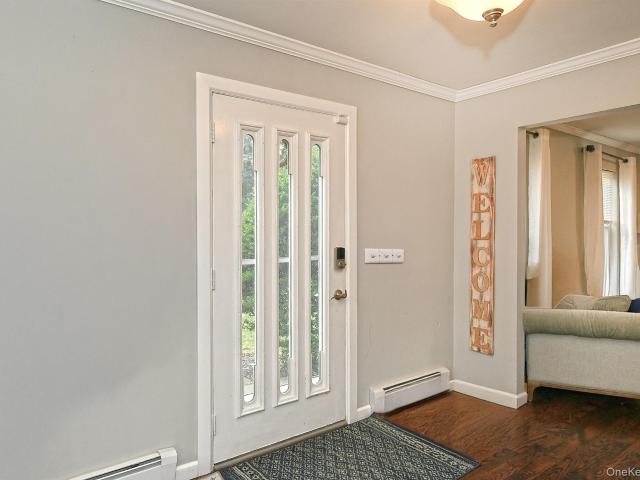 2 Buckingham Meadow Road