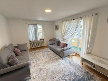 2 balconies to enjoy the tranquility of the neighborhood