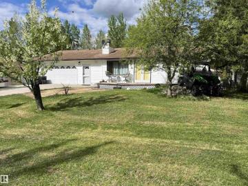 2 Bay Drive, Rural Lac Ste. Anne County, AB, T0E 0V0 house for sale | Listing ID E4477 | Royal LePage