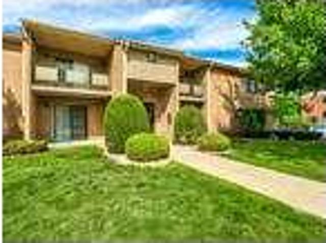 2 Bd 1 Ba $1252 Per Mo