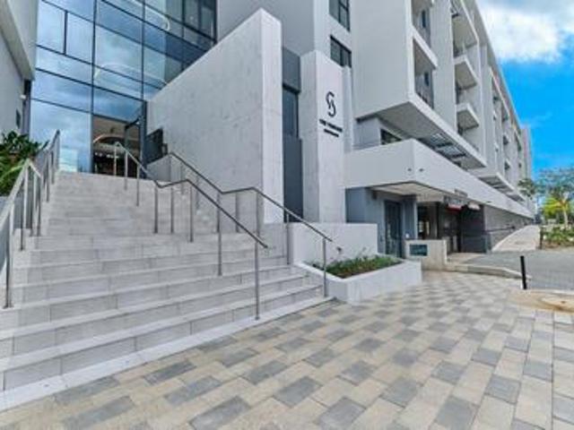 2 bed/2 bath unfurnished to let