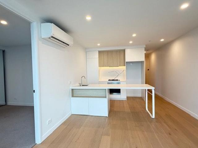 2 bed 1 bath 1 carpark at Level 14