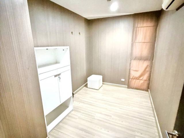 2 Bed 1 Bath 60 SQ.M Sky Walk Condominium