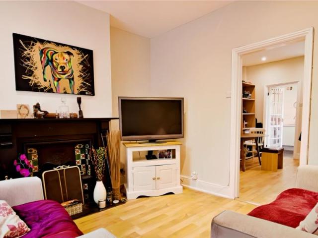 2 Bed 1 Bath