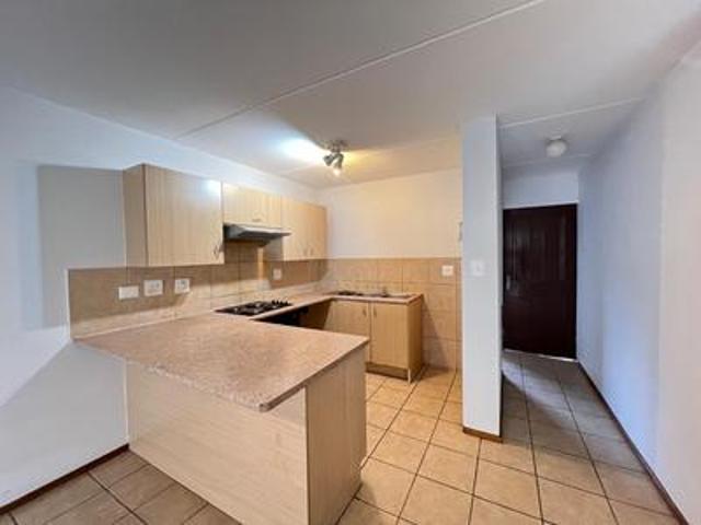2 bed 1 bath ground floor woodla.