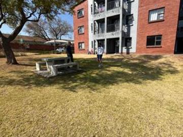 2 bed 1 bath ground floor