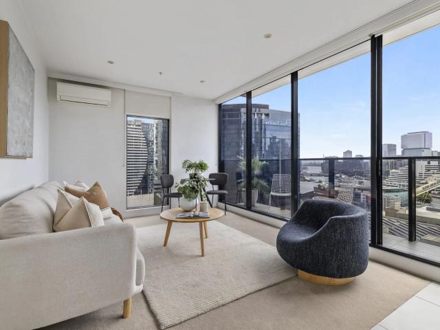 2 BED 1 BATH, NOT FURNISHED, NO SHORT TERM OPERATORS
