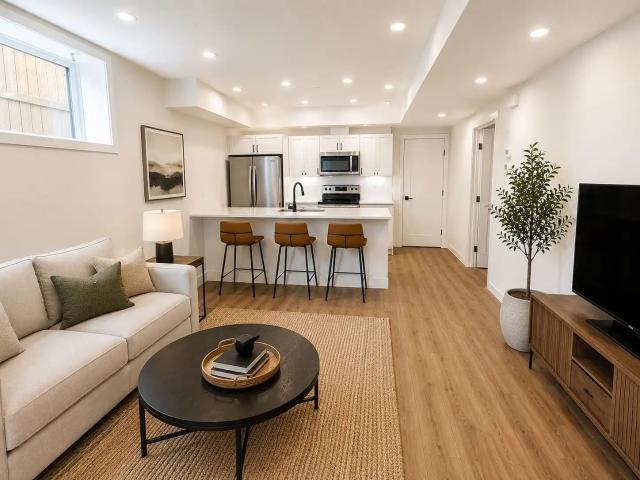 3 Bed / 2.5 Bath Newly Built Townhome – Britannia Youngstown 500 AMAZON GIFT