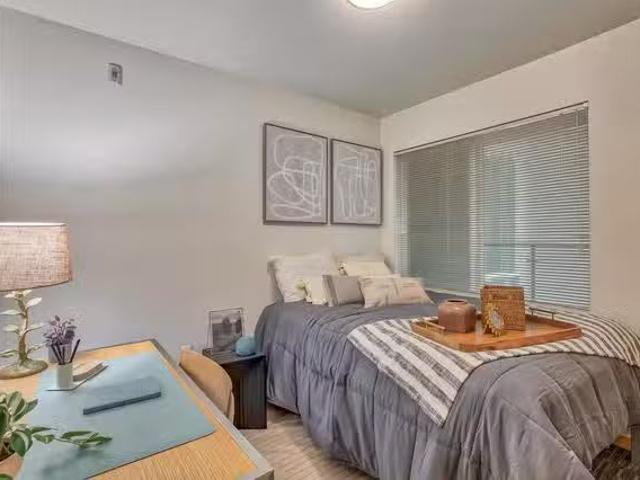 2 Bed 1 Bath Terrace
