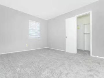 2 Bed 1.5 Bath
