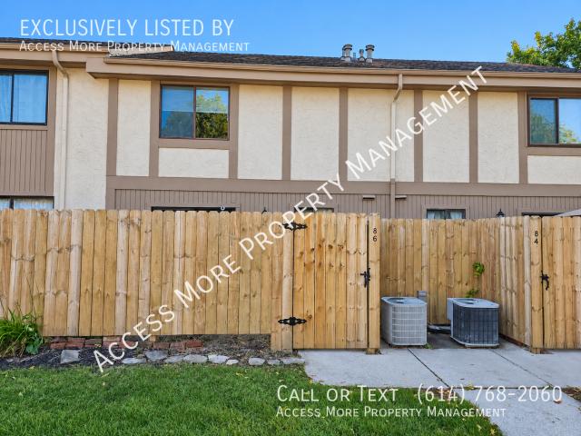 2 BED 1.5 BATH CONDO WITH PRIVATE PATIO IN COLUMBUS!