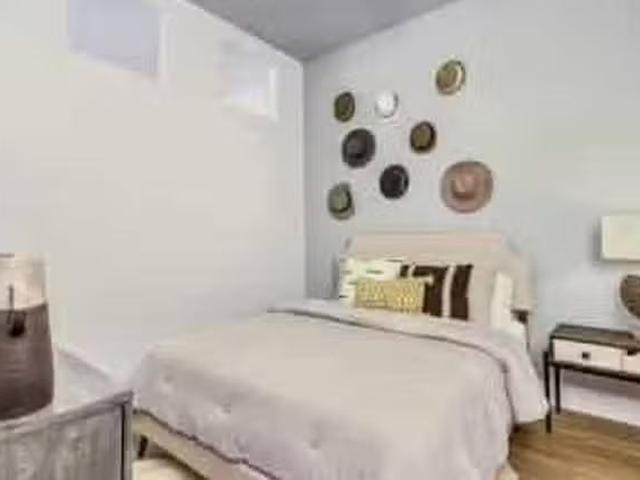 2 Bed 2 Bath