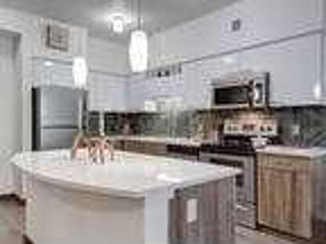 2 Bed 2 Bath $2285/mo