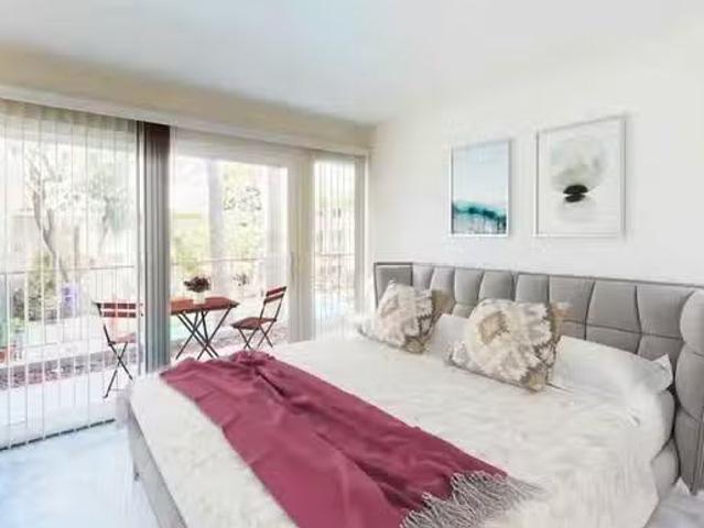 2 Bed 2 Bath