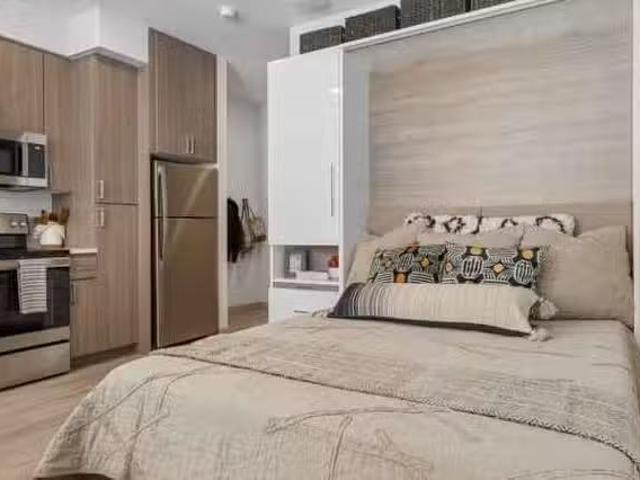 2 Bed 2 Bath