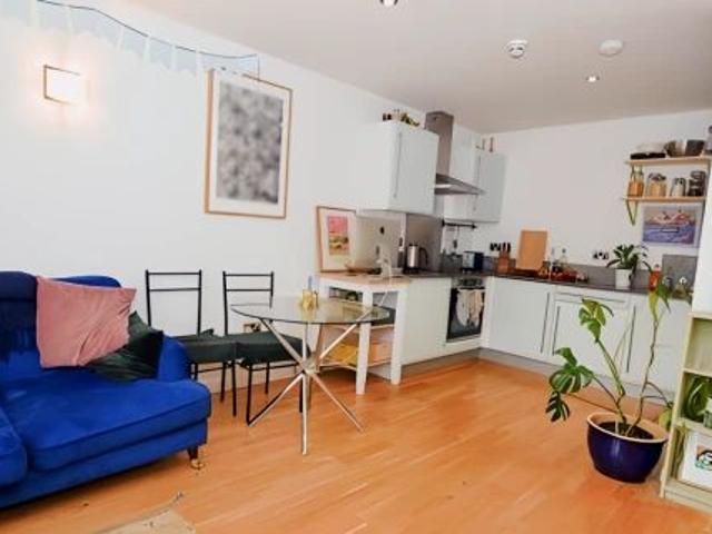2 bed 2 bath