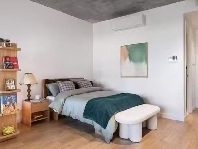 2 Bed 2 Bath