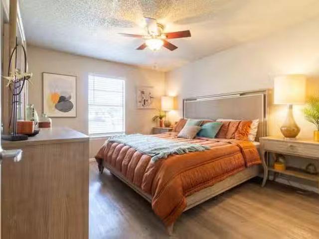 2 Bed 2 Bath