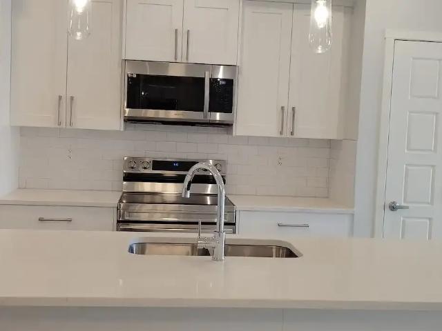 2 BED 2 BATH CONDO UNDERGROUND PARKING Storage Locker October 2026 Rent Free — 2 Bedrooms Condo Unit