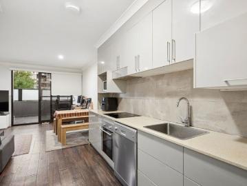 2 Bed 2 Bath Apartment in Stylish Complex of only 10 Units
