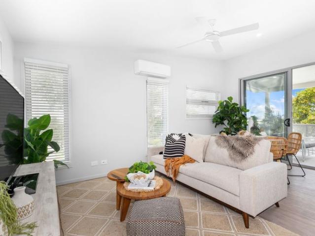 2 Bed, 2 Bath Apartment – Prime Caloundra Location