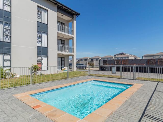 2 bed 2 bath ground floor unit