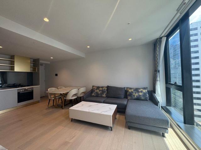2 Bed 2 Bath Fully Furnished Apartment with A Study Available in Paragon!