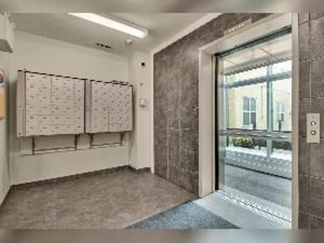 2 Bed 2 Bath Fully Furnished Executive Suite!