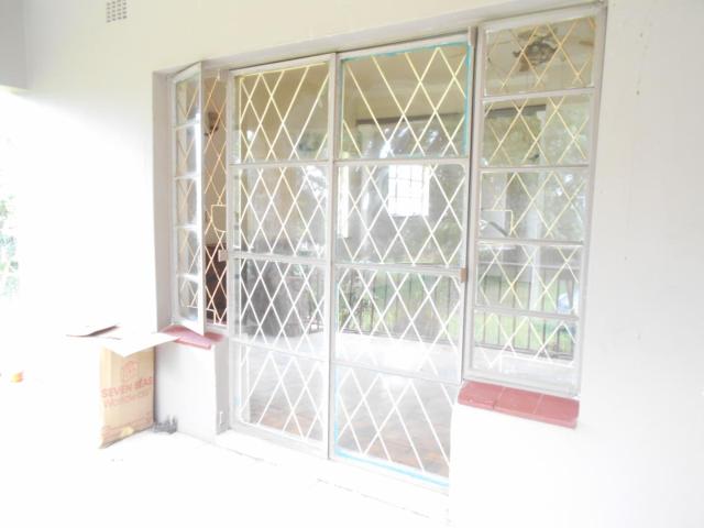 2 bed 2 bath House on shared property in Hillcrest