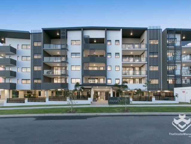 2 BED, 2 BATH SOUGHT AFTER UNIT!
