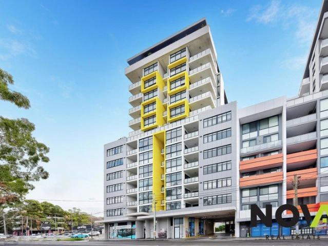 2 bed, 2 bath+parking $649,000