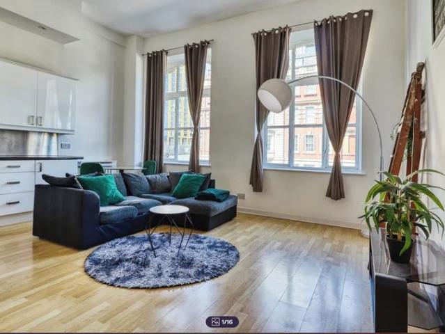 2 bed & 2 bathroom apartment in Leeds City Centre