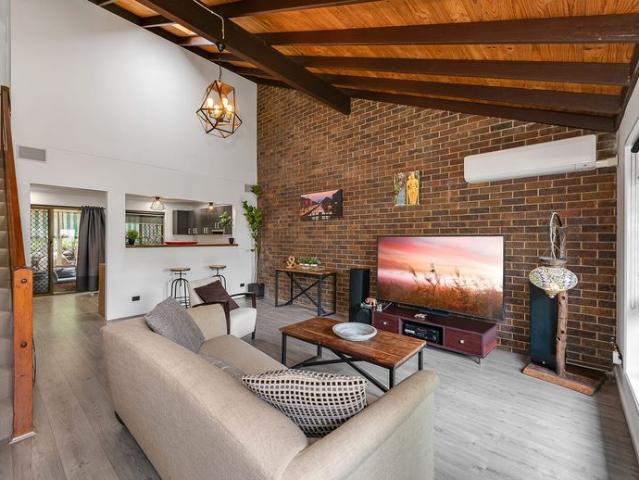 2 bed, 2 story townhouse with ample parking
