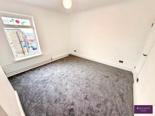 2 bed Terraced To Let