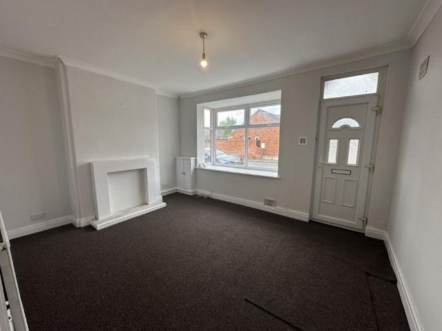 2 bed Terraced To Let