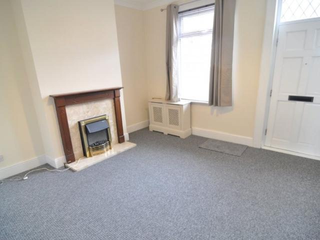 2 bed Terraced To Let