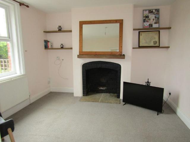 2 bed Terraced To Let