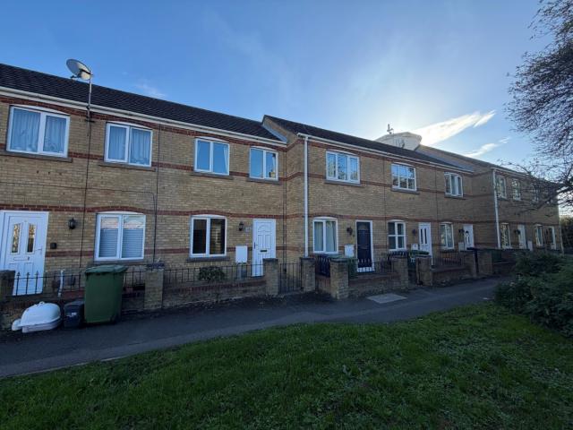 2 bed Terraced To Let