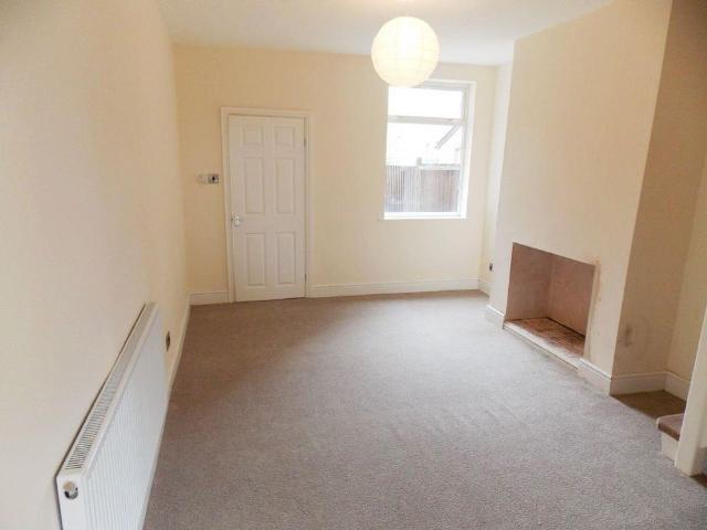 2 bed terraced to rent on Ilkeston, Ash Street, DE7