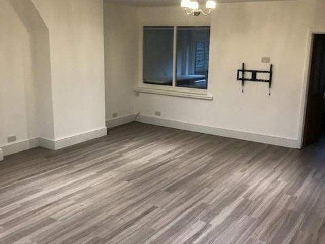 2 Bed Terraced House, The Parade, S12
