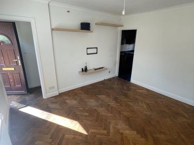 2 Bed Terraced House, Tilbury Road, LS11