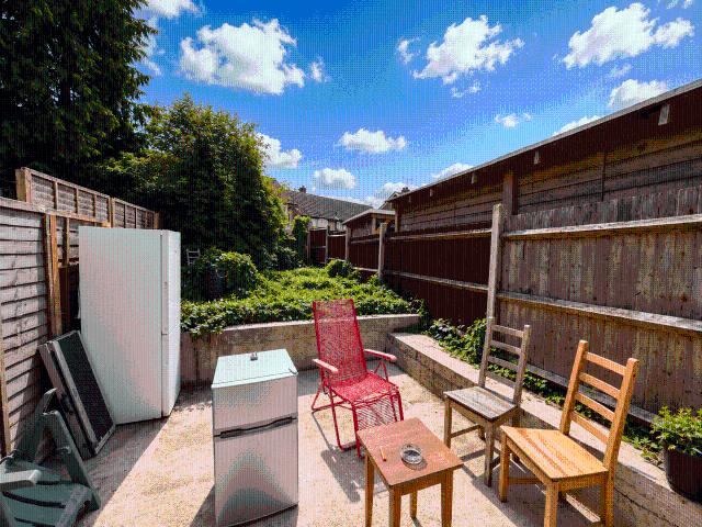 2 bed terraced house to rent Alwyn Close, New Addington CR0