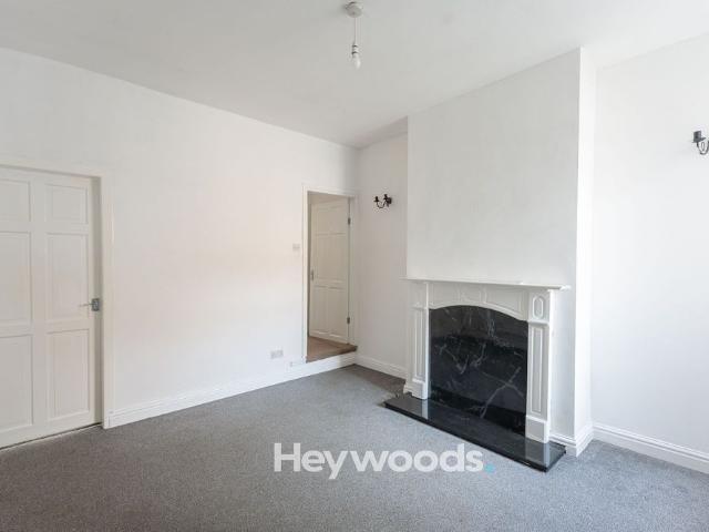2 bed terraced house to rent Birches Head Road, Stoke On Trent, ST1