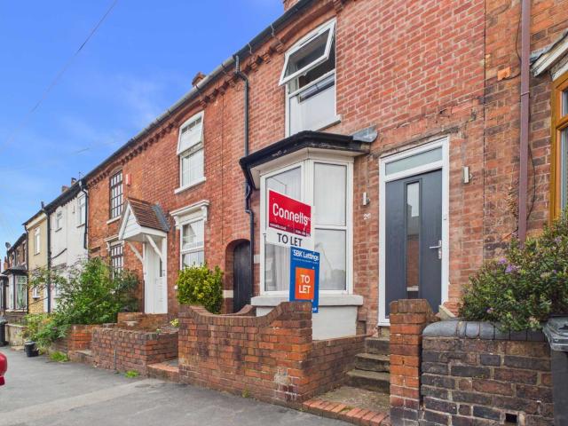 2 bed terraced house to rent in High Street, Stourbridge, DY8