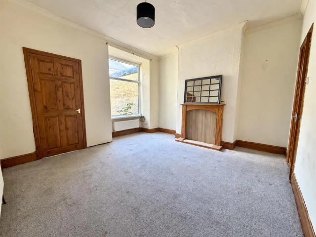 2 bed terraced house to rent in St. Cuthbert Street, Burnley, BB10