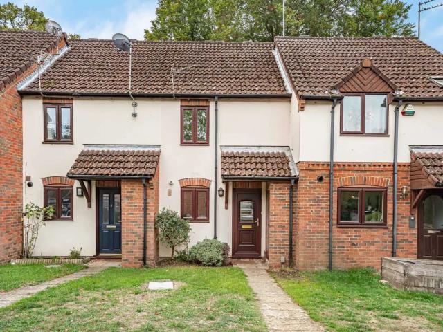 2 bed terraced house to rent in Tyndale Place, Wheatley, Oxford, OX33